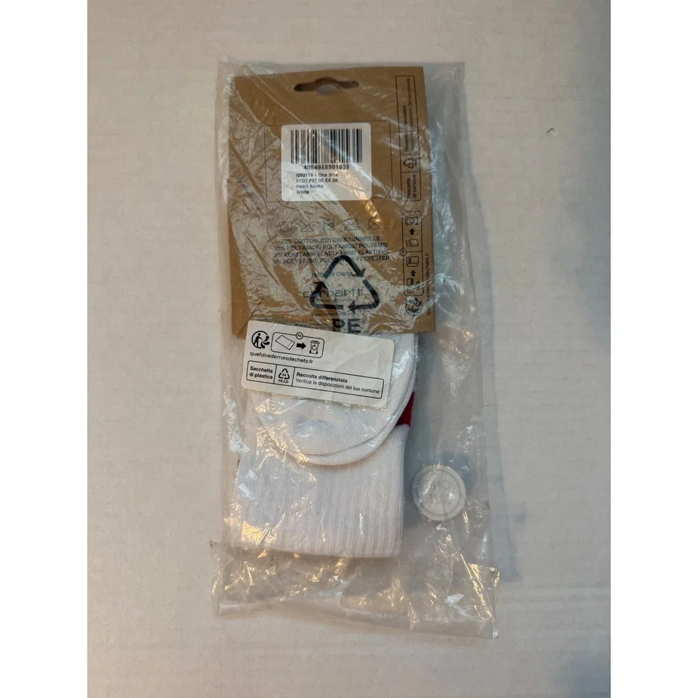 Carhartt WIP Heart Socks White Red Graphic Crew Socks I032118 One Size NEW